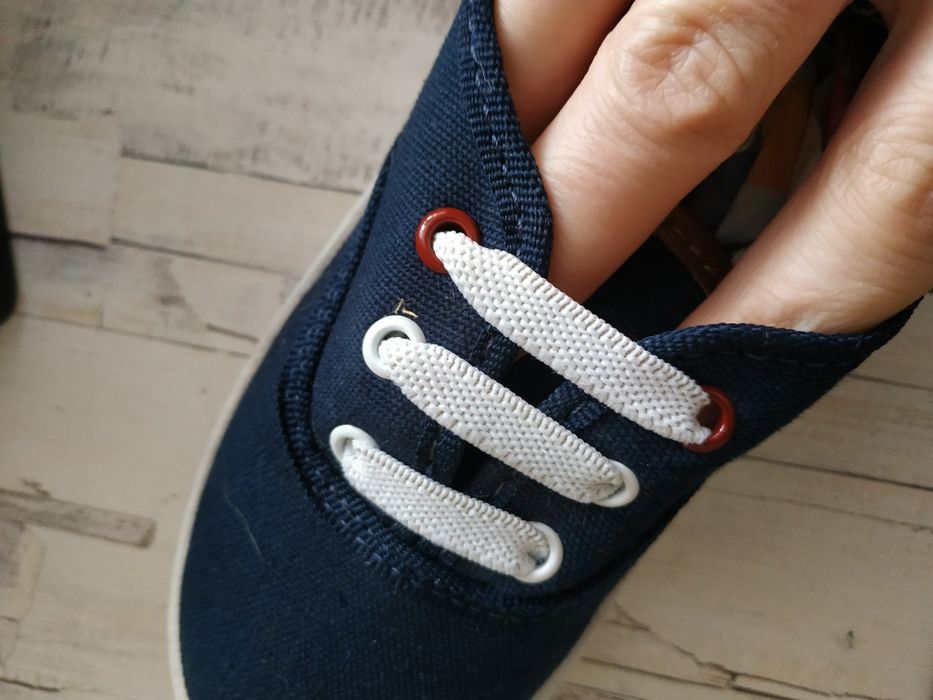 Продам новые макасины (р. 29)