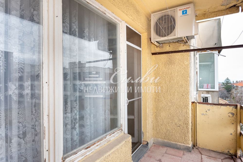 Двустаен СРЕДЕН апартамент - кв. Болница!