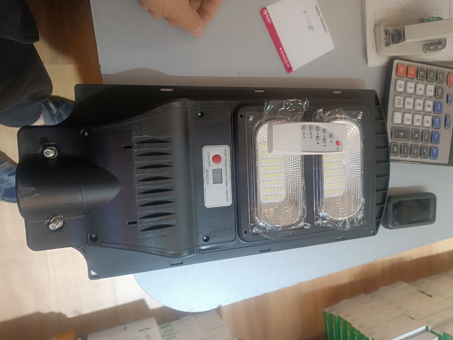 Солнечный проектор 100ватт 150ватт 300ватт  прожектор   solar led РКУ