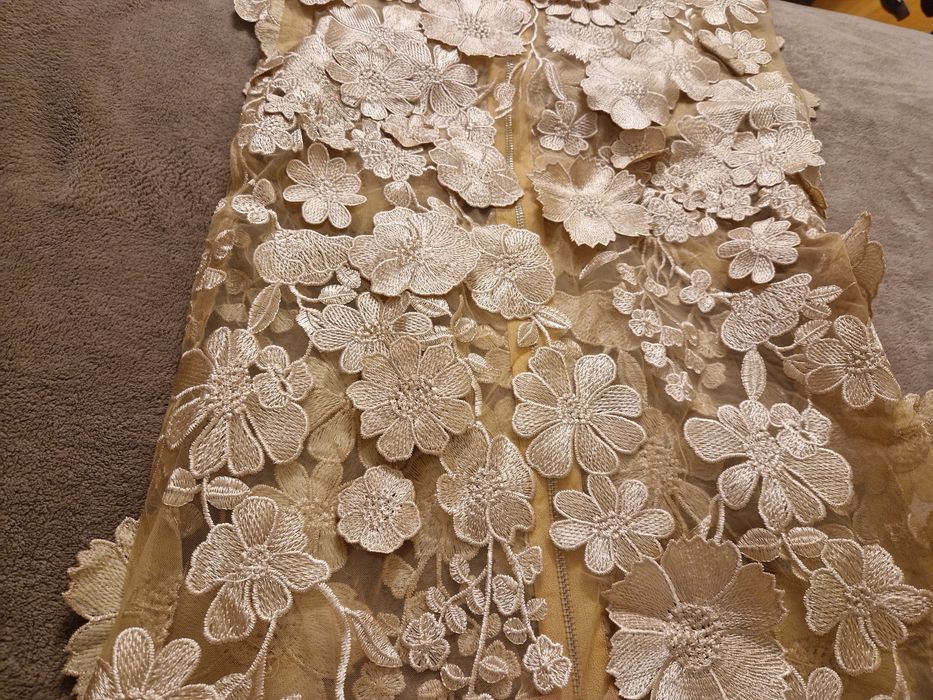 Златна рокля от  Innovare Denim