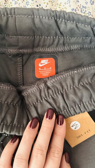 Къси гащи nike нови