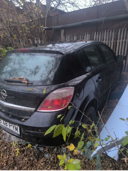 Uși / ușa / haion / bara spate Opel Astra H