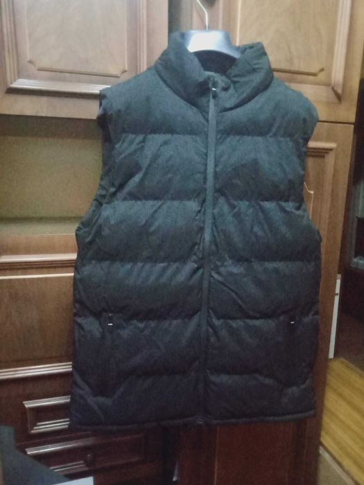 Жилет новый мужской размер 46 4000 тенге