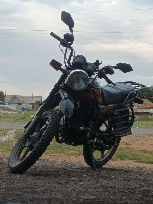 Продам мотоцикл 200куб