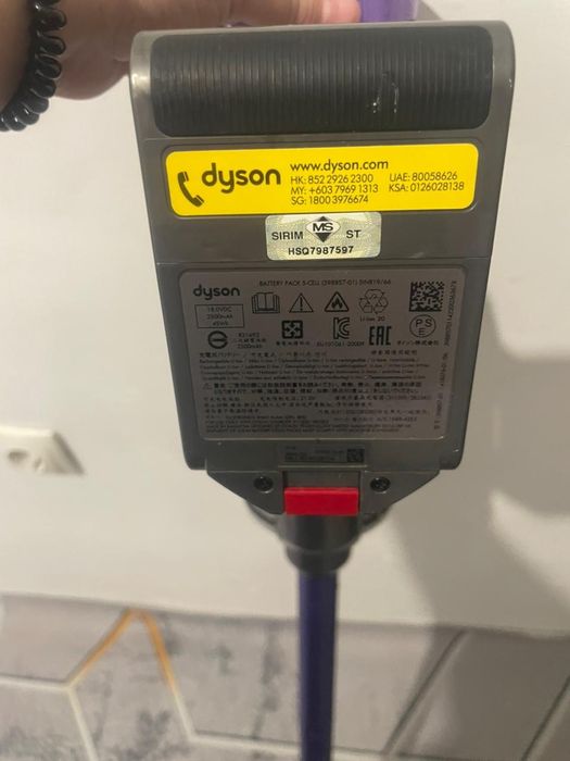 Срочно продам дайсон пылесос