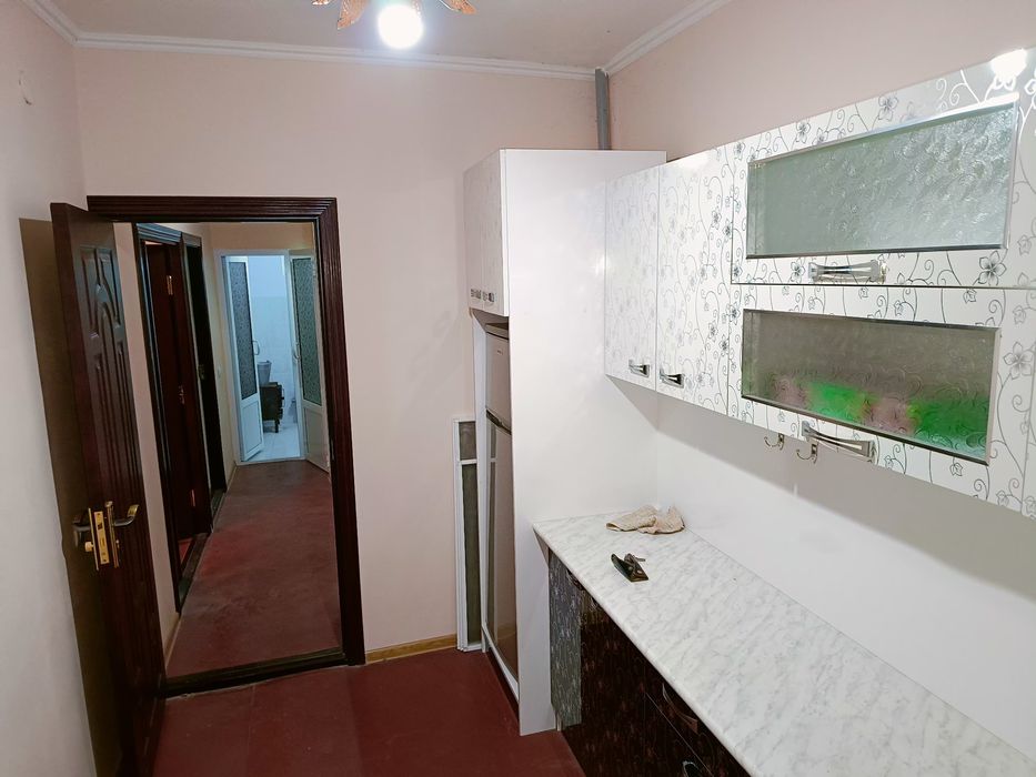 Квартира сотилади!