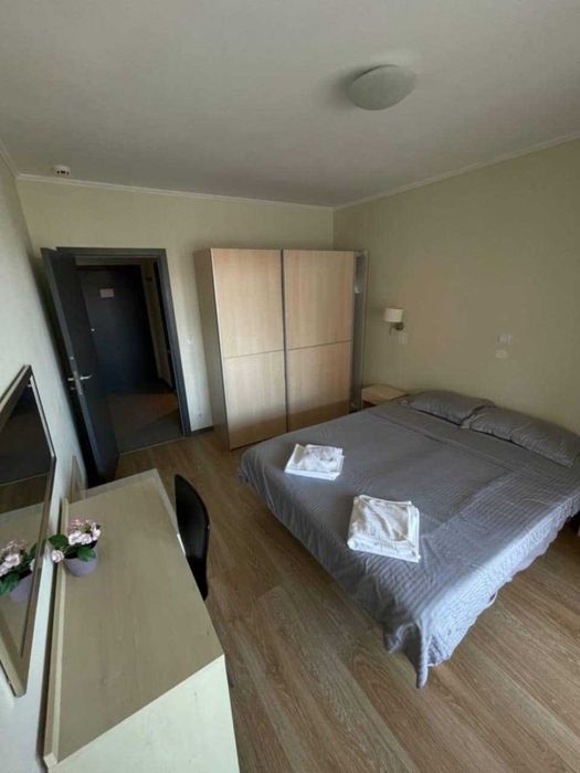 Дава се под наем Двустаен апартамент в Варна, Чайка - 80 кв.м за 255 € - Снимка #1