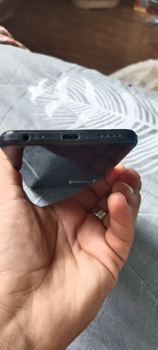 Продам телефон vivo y33s