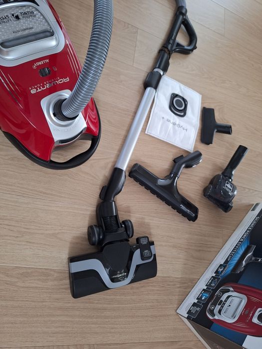 Aspirator Rowenta Silence Force Allergy+, rosu, stare f buna