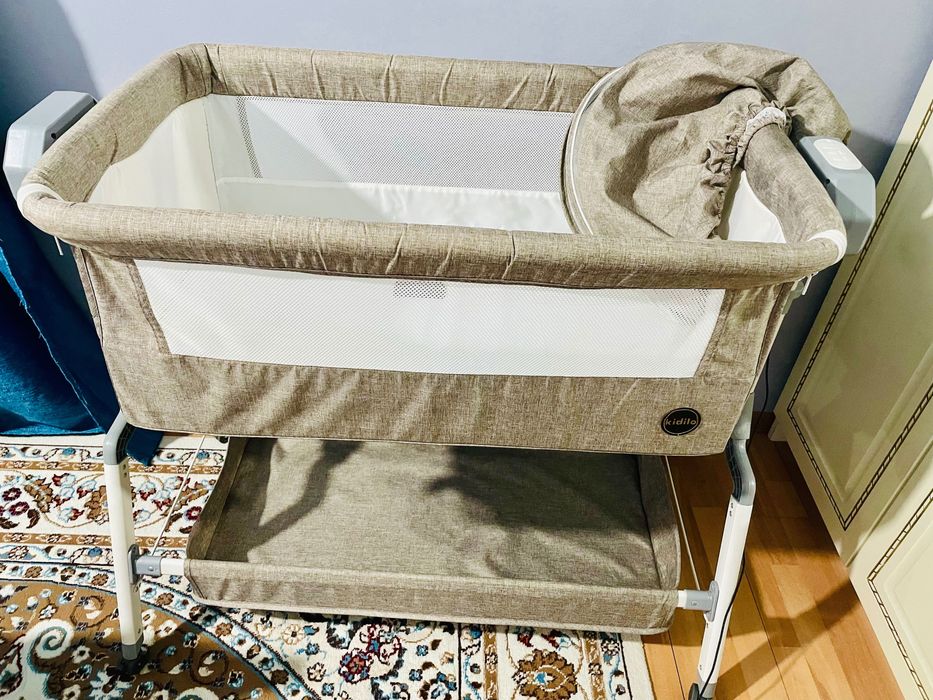 Продам приставную кровать-манеж