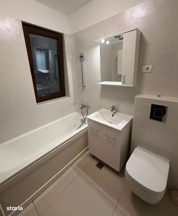 NEW! 4 Camere  SUPERB, 110 mp, PARCARE - Sisesti!