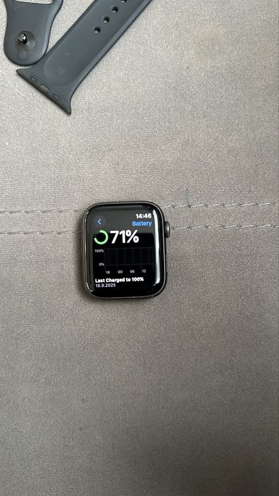 Apple Watch SE 44mm