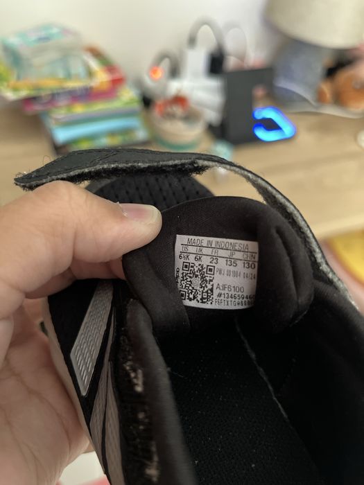 adidas кроссовки детские