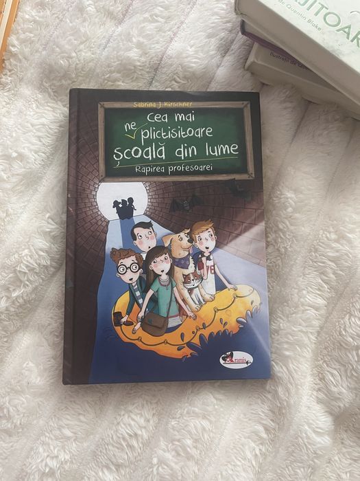 Carte Cea ma ne plictisitoare scoala din lume