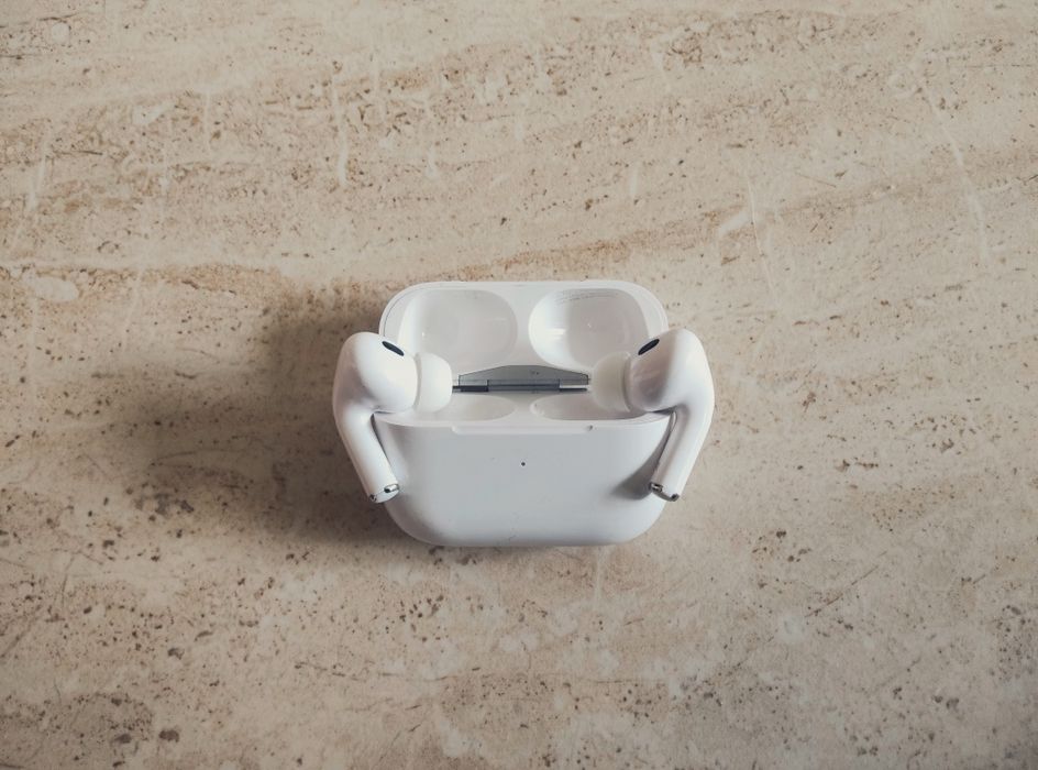 Слушалки Apple AirPods Pro 2