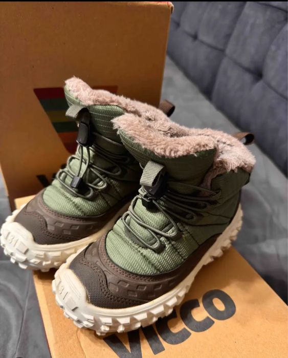 Продам детские ботинки от Vicco