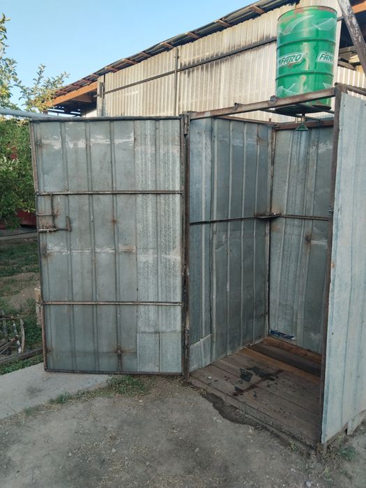 Душ готовым Каркас с бочком продам улчныи душ