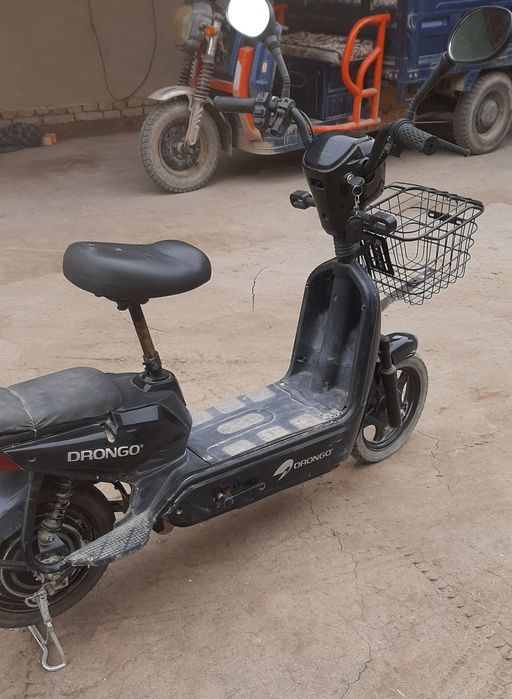 Электро скутер сотилади