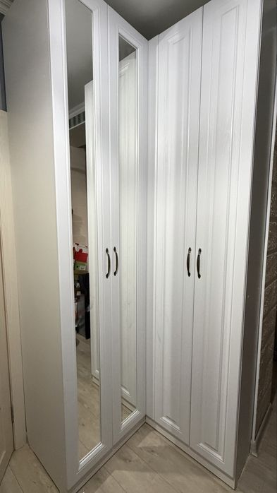 Г-образная прихожая