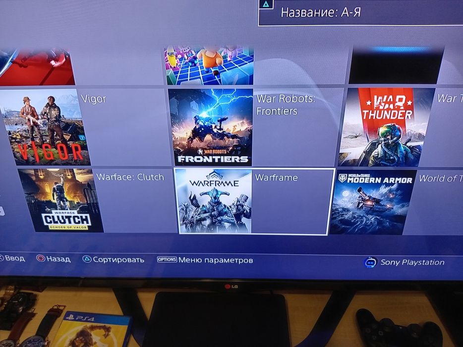 Продам Playstation 4 slim 1 tb