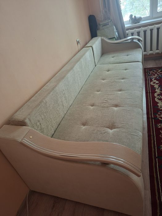 Продам Диван 50тысщ
