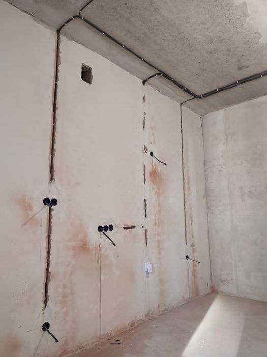 Электрик        .