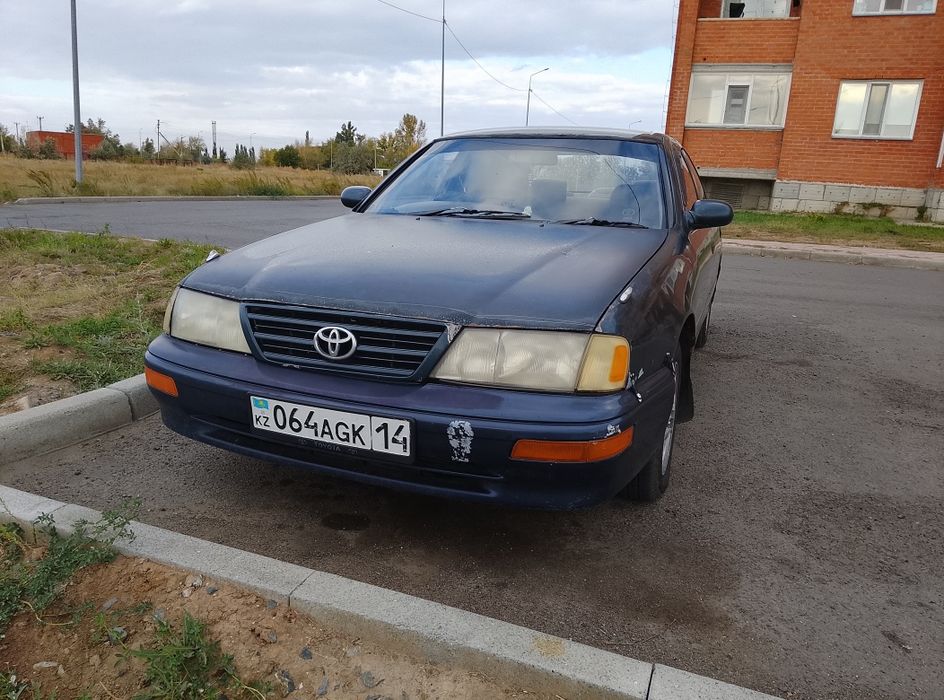 Тойота Авалон продаю