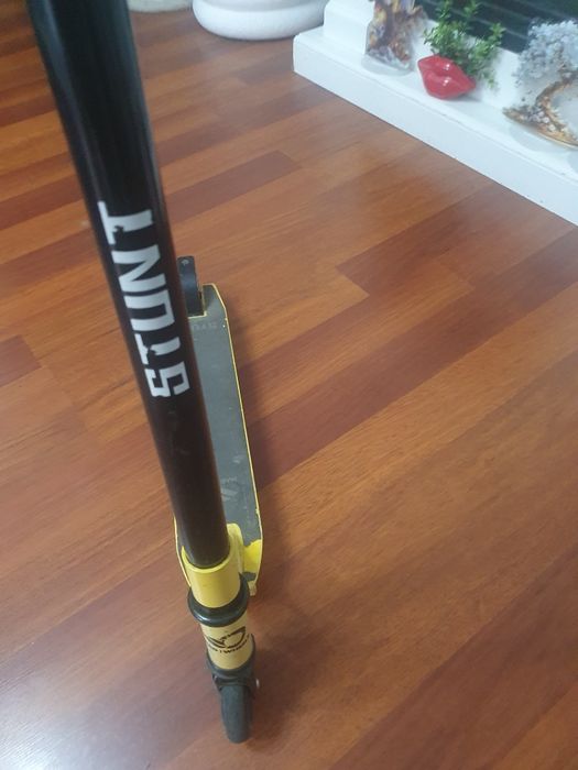 Vând trotineta de scheme