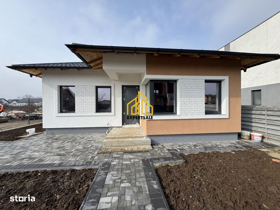 Casa Domnesti/  4 Camere/ 400 Mp Teren/Utilitati