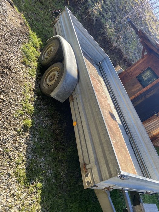 Vand  remorca trailer