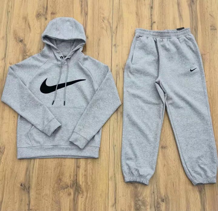 Спортивный двойки Nike