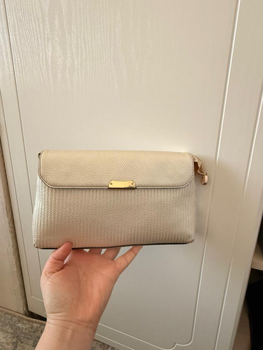 Продется одежды для девушек!