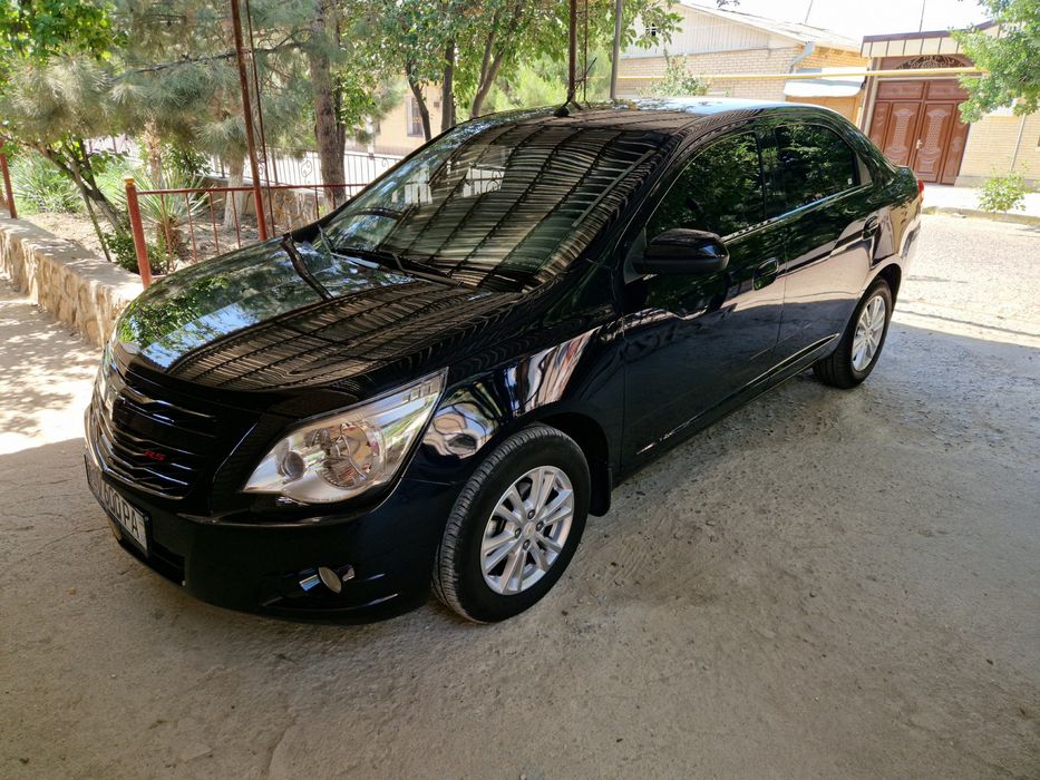 Продается машина Cobalt цвет DARK BLUE  2023 декабрь кузов 2024