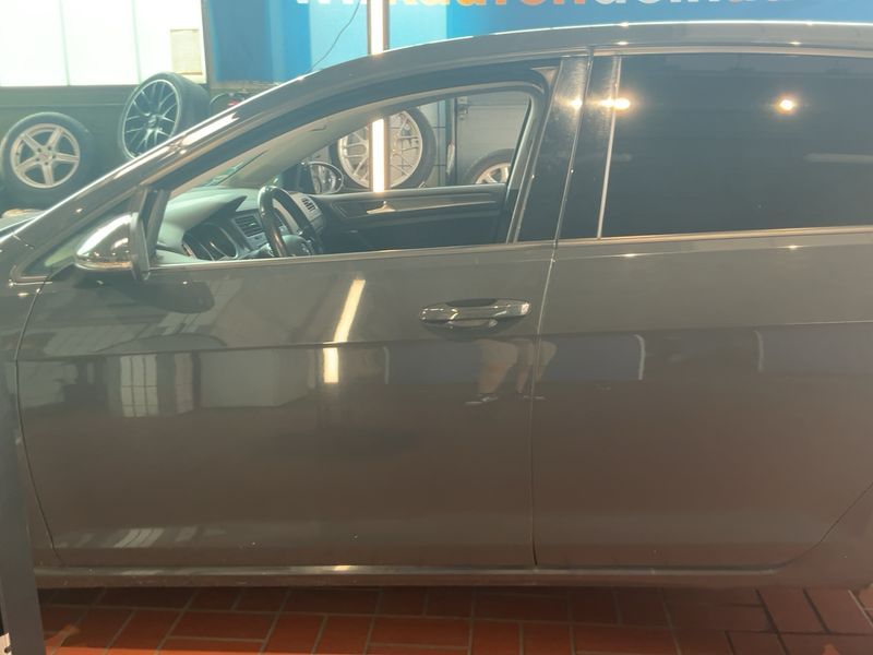 Volkswagen Golf VII 2.0 TDI Comfortline BlueMotion Tech 2013
