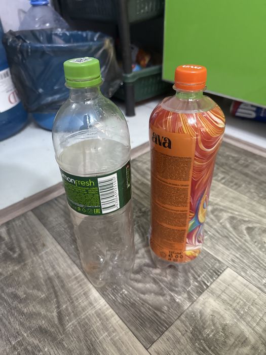 Продается баклашки 1л