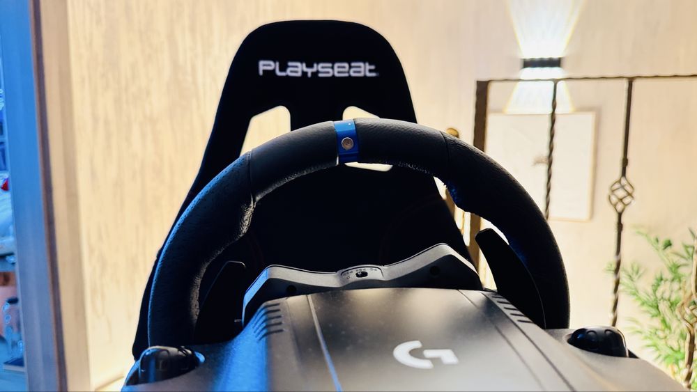 Logitech G923 TrueForce + Playseat Challenge | Stare impecabilă