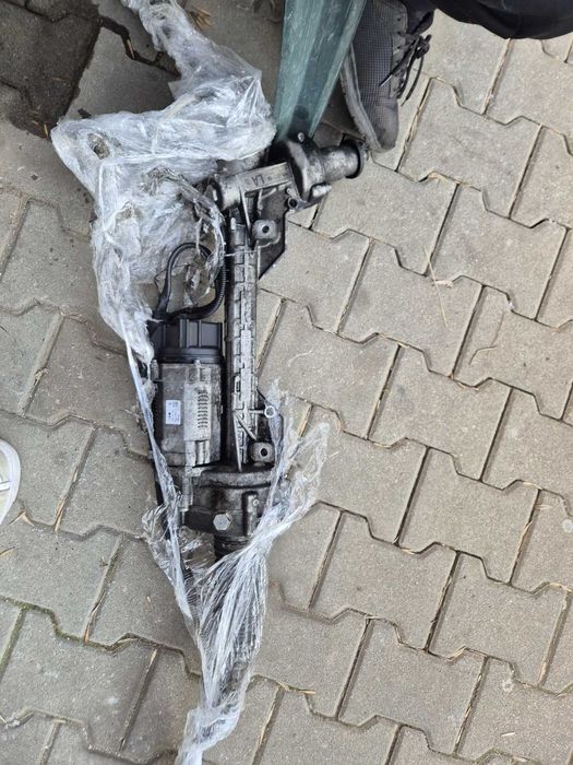 Електрическа рейка за БМВ/BMW(Е81, Е82,E83,E87, E90,E91,E92)