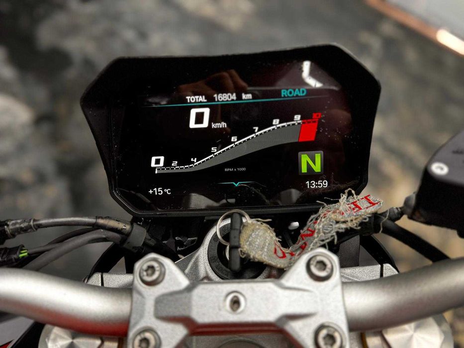 BMW F900R - schimb cu scuter + diferenta