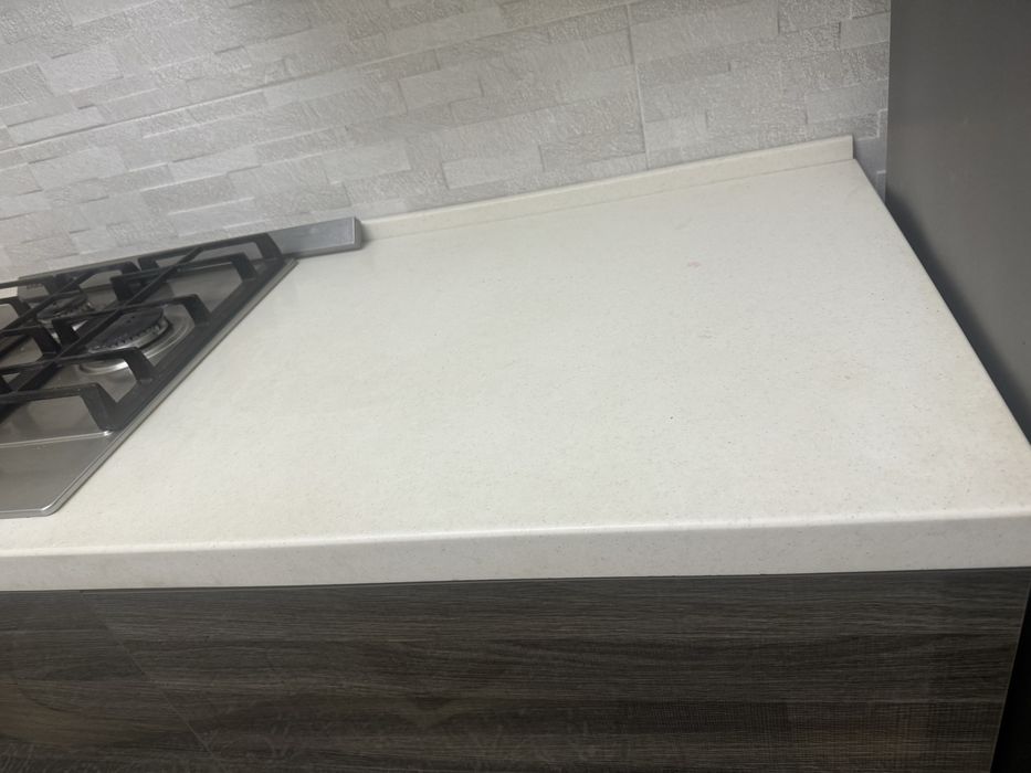 Продам кухонный гарнитур б/у