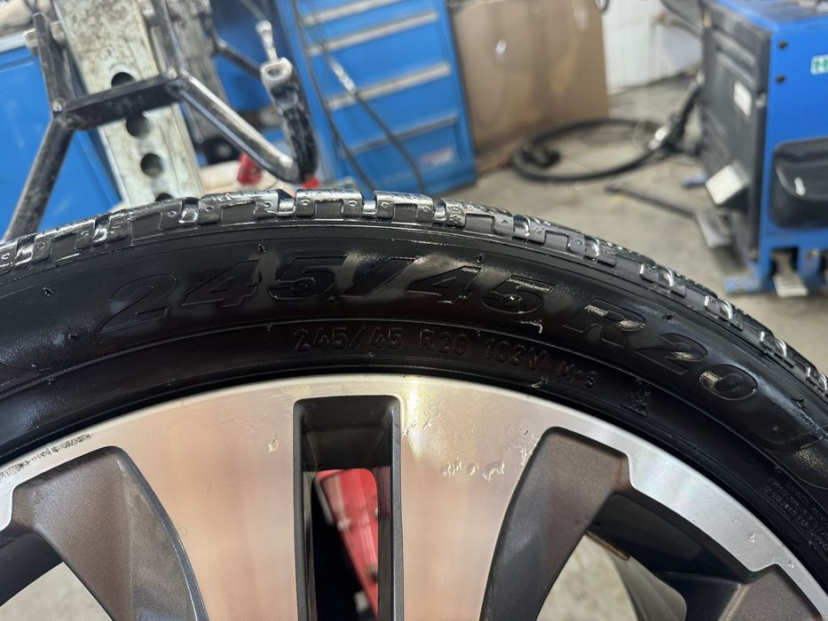 Продам шины Skorpion