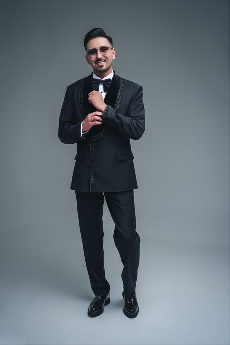 Кәсіби шоумен, тамада-Айбек Арман