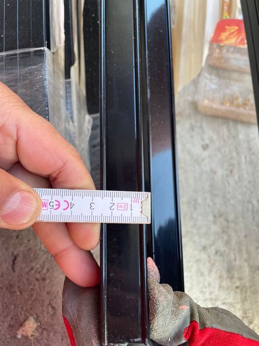 Profile aluminiu extrudat negre 40x25 mm – 4 metri – 150 bucăți