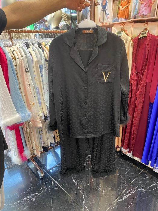 Pijamale satin royal calitative