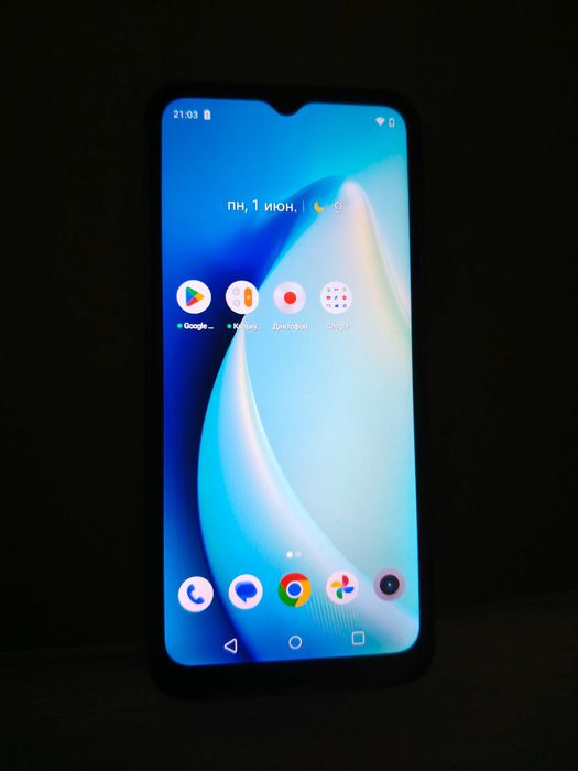 Смартфон Realme C33  4/128 gb (Рабочий, в хорошем состоянии с чехлом)