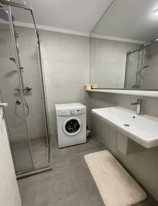 Дава се под наем Двустаен апартамент в Пловдив, Изгрев - 48 кв.м за 147.9 € - Снимка #2