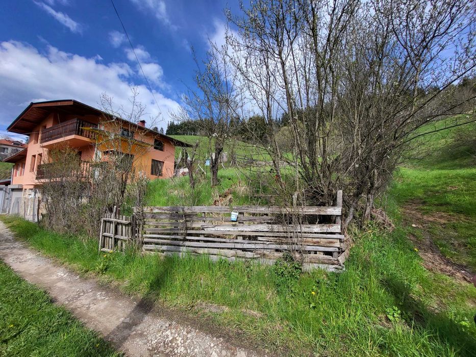 Парцел с одобрен ПУП