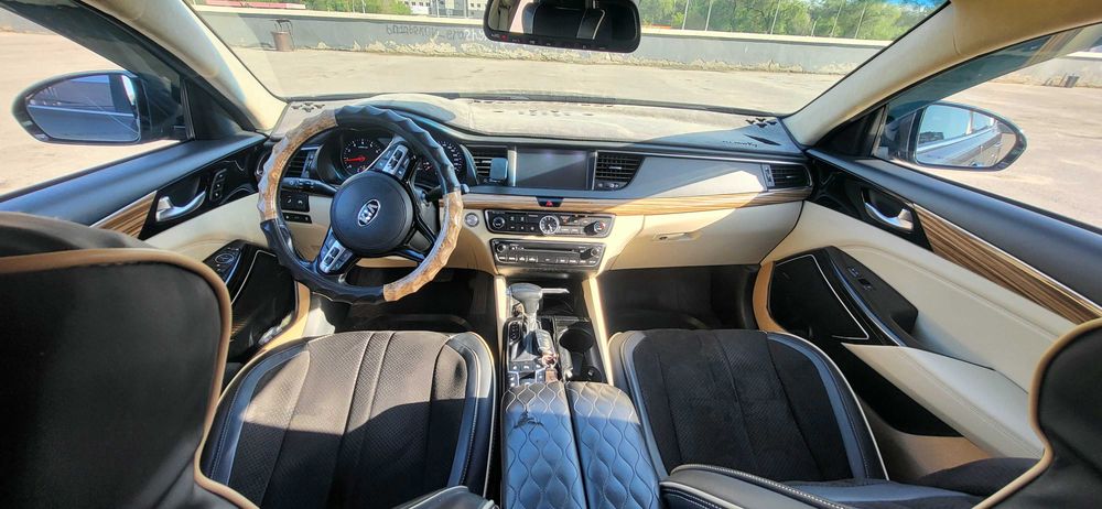 Kia K7 2017 года 2,4 литра.