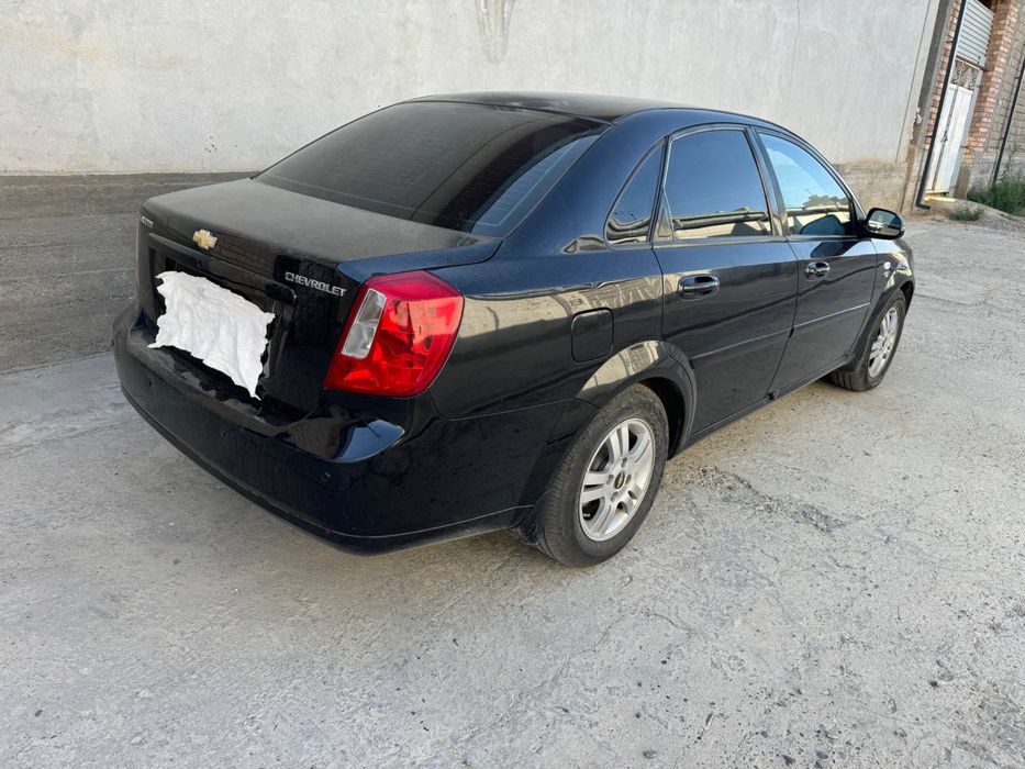 Ласетти сотилади холати Яхши