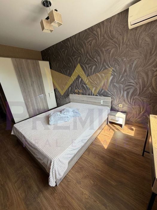 Продава се Тристаен апартамент в Пловдив, Младежки Хълм - 80 кв.м за 2963 €/кв.м - Снимка #6