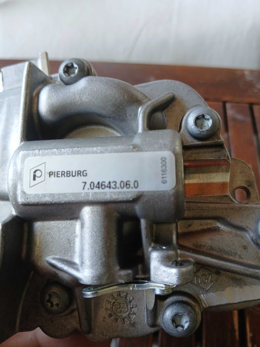 Pompa de ulei pierburg Renault Nissan Mercedes Opel